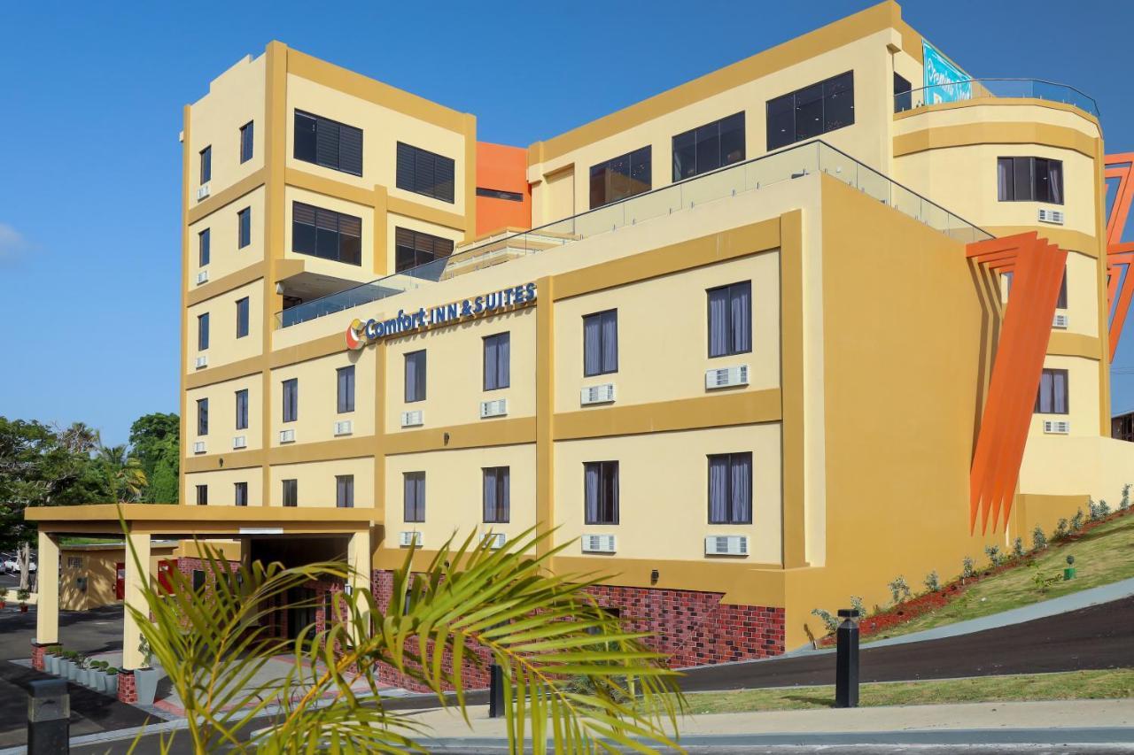 Comfort Inn & Suites Tobago Signal Hill エクステリア 写真