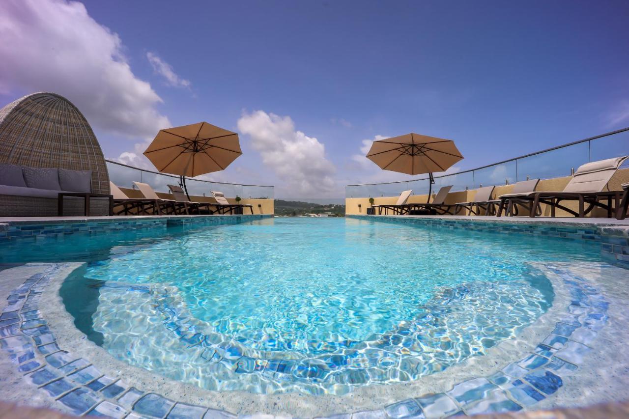 Comfort Inn & Suites Tobago Signal Hill エクステリア 写真