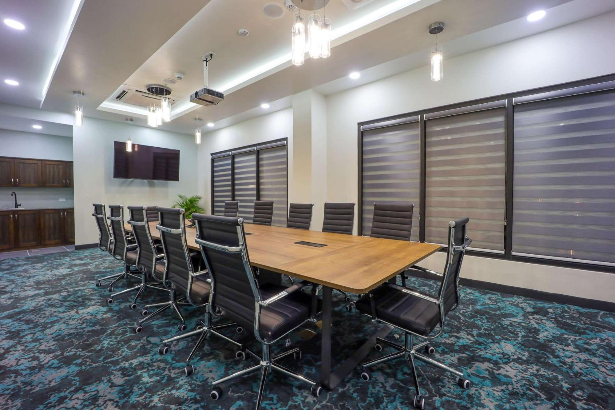 Comfort Inn & Suites Tobago Signal Hill エクステリア 写真